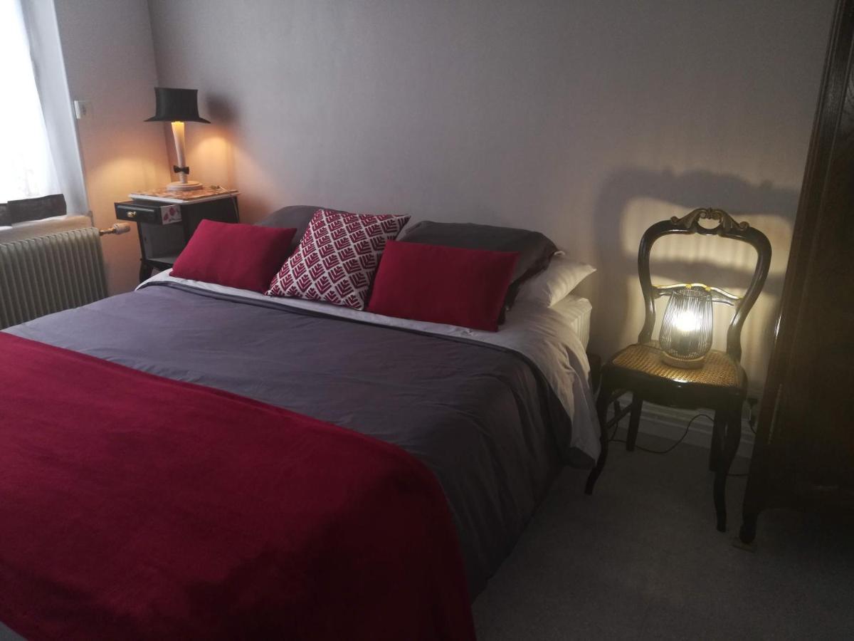 로밀리쉬르센 Le Coq En Pate B&B 외부 사진