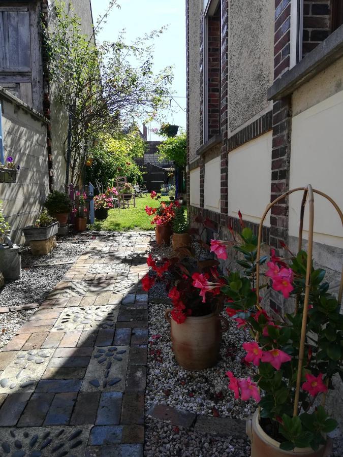 로밀리쉬르센 Le Coq En Pate B&B 외부 사진